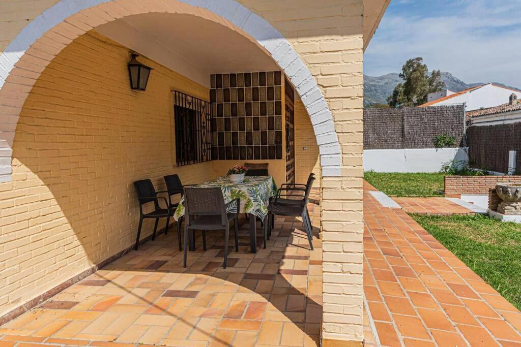 Casa La Albaida, Estacion De קורטס דה לה פרונטרה מראה חיצוני תמונה
