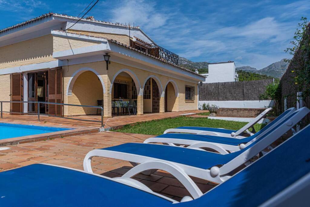 Casa La Albaida, Estacion De קורטס דה לה פרונטרה מראה חיצוני תמונה
